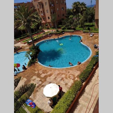 Superbe appartement en résidence privée devant la mer avec piscine Bouznika Exterior foto